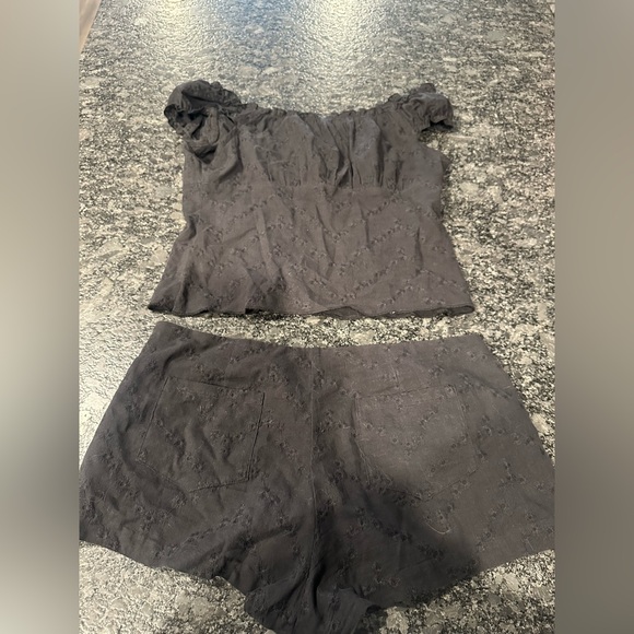 Bella Venice Top and Shorts Set - Picture 2 of 6